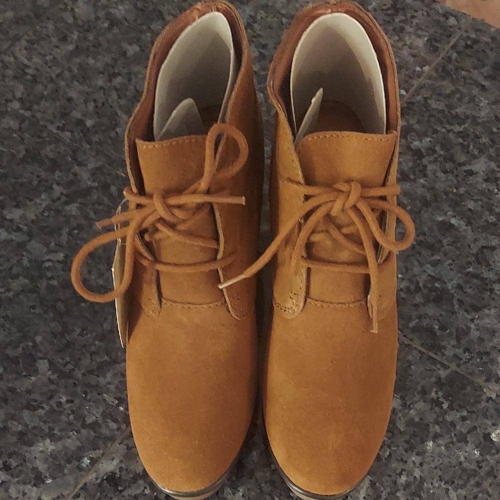 Sonoma Women's Camel Lace-Up Ankle Boots Size 8.5